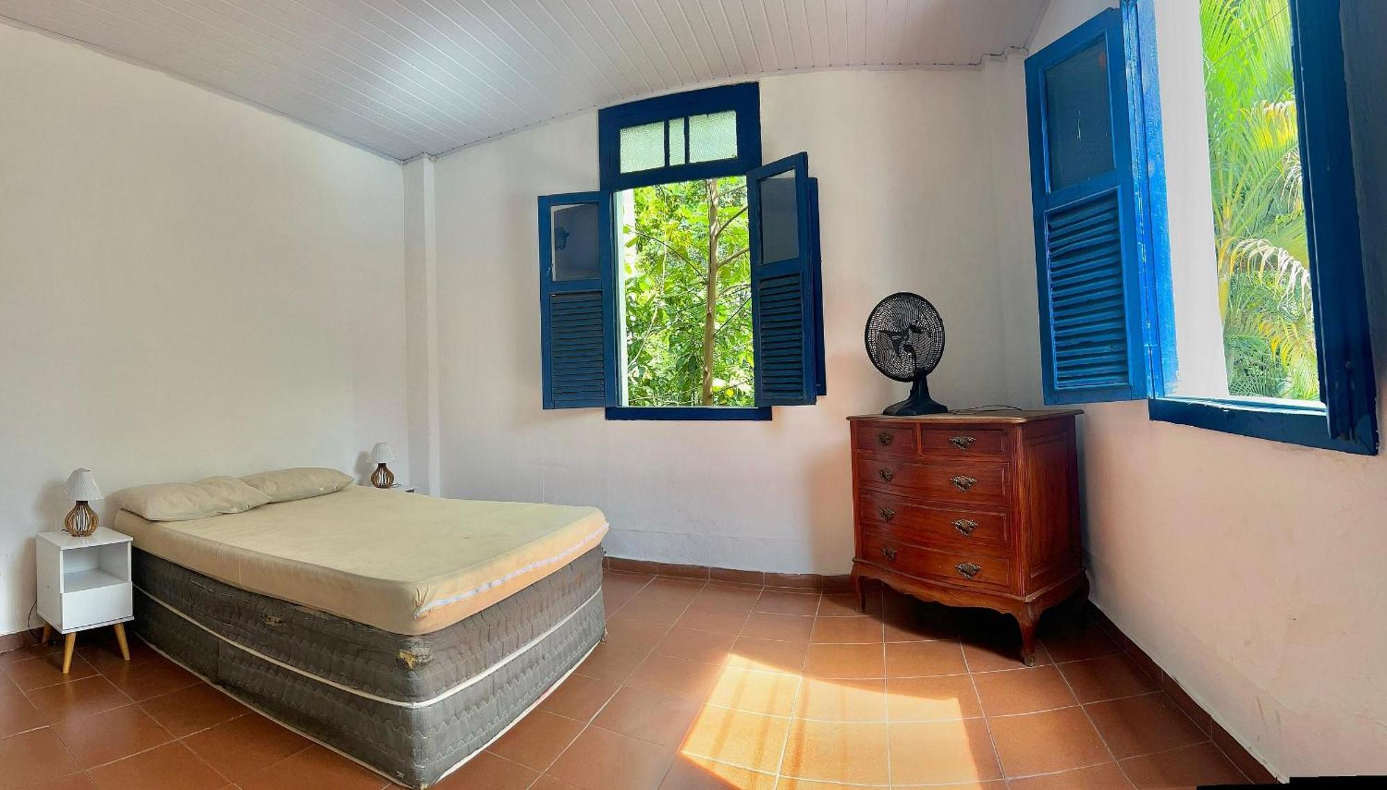 Casarao - Refugio Na Natureza Com Lareira Externa, Piscina, Fondue E Amplo Jardim - 12 Min Do Parque Terra Dos Dinos Holiday home